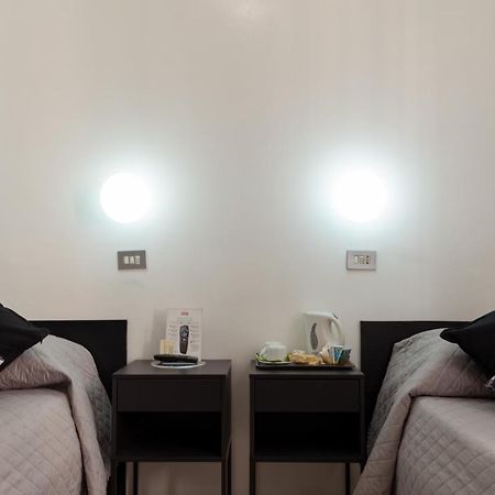 ホテル ソル レヴァンテ ローマ エクステリア 写真